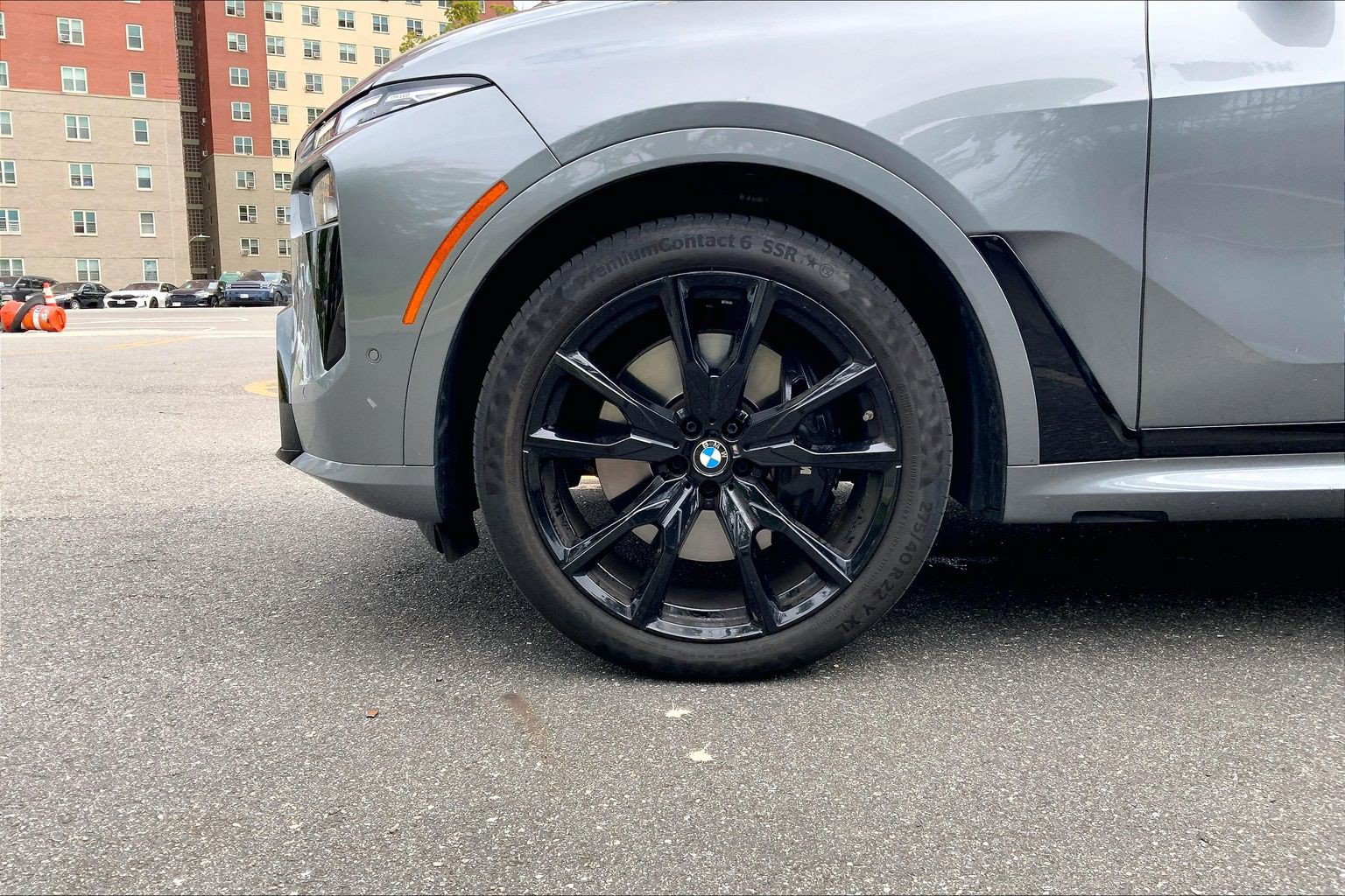 Used 2024 BMW X7 M60i w/ Executive Package AWD/4WD image 5