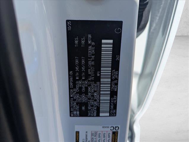 Used 2025 Toyota 4Runner SR5 AWD/4WD image 24
