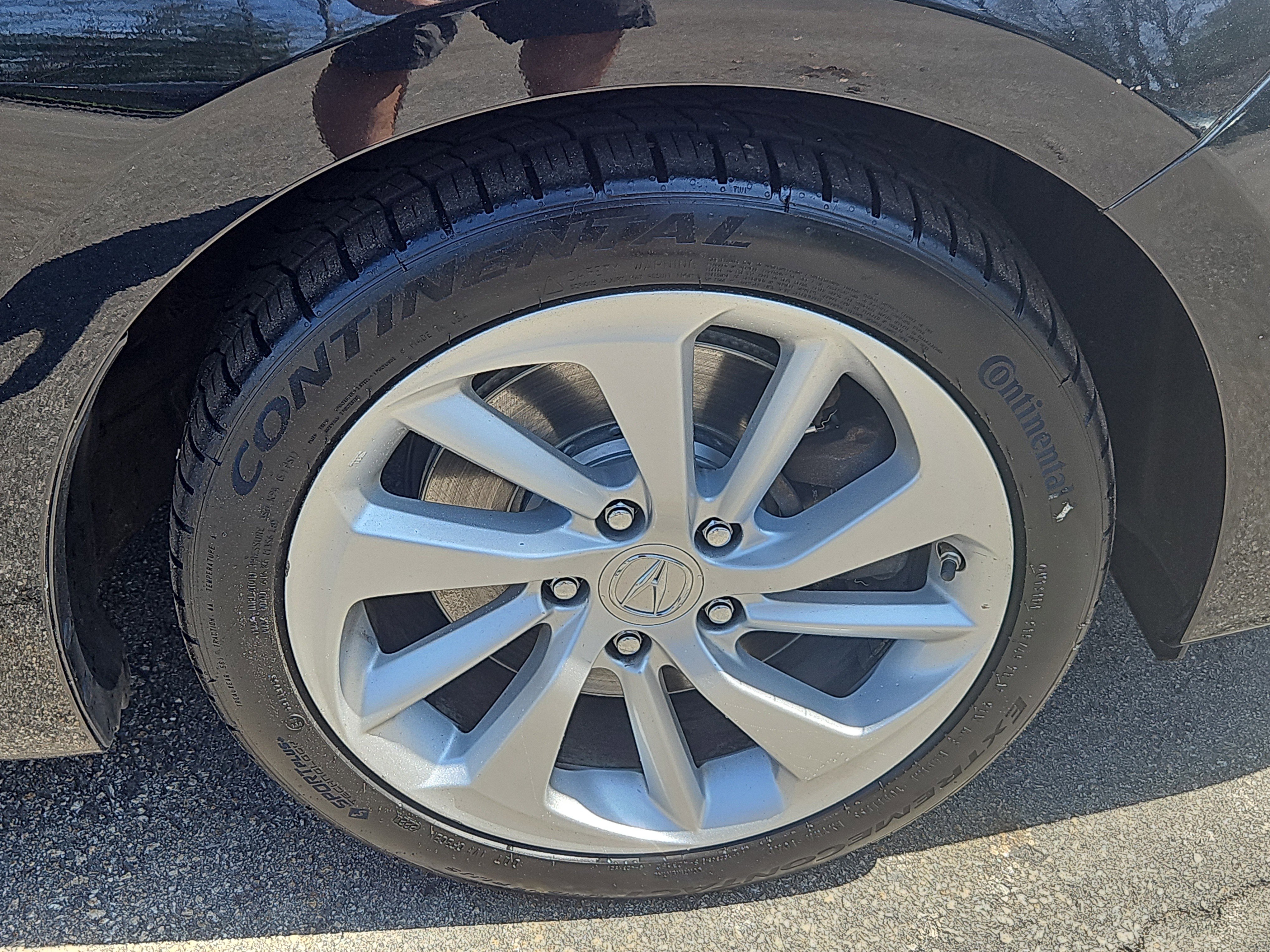 Used 2017 Acura ILX w/ Premium Package image 29