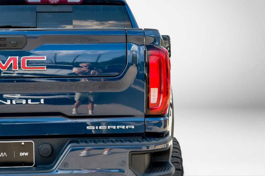 Used 2021 GMC Sierra 3500 Denali w/ Technology Package AWD/4WD image 28