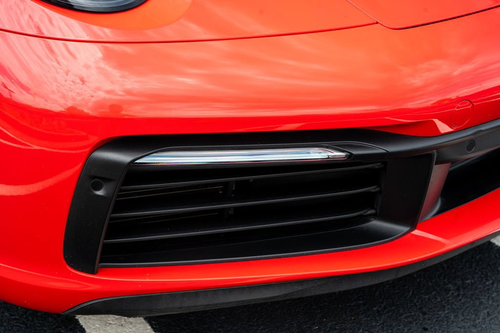 Used 2020 Porsche 911 Carrera RWD image 10