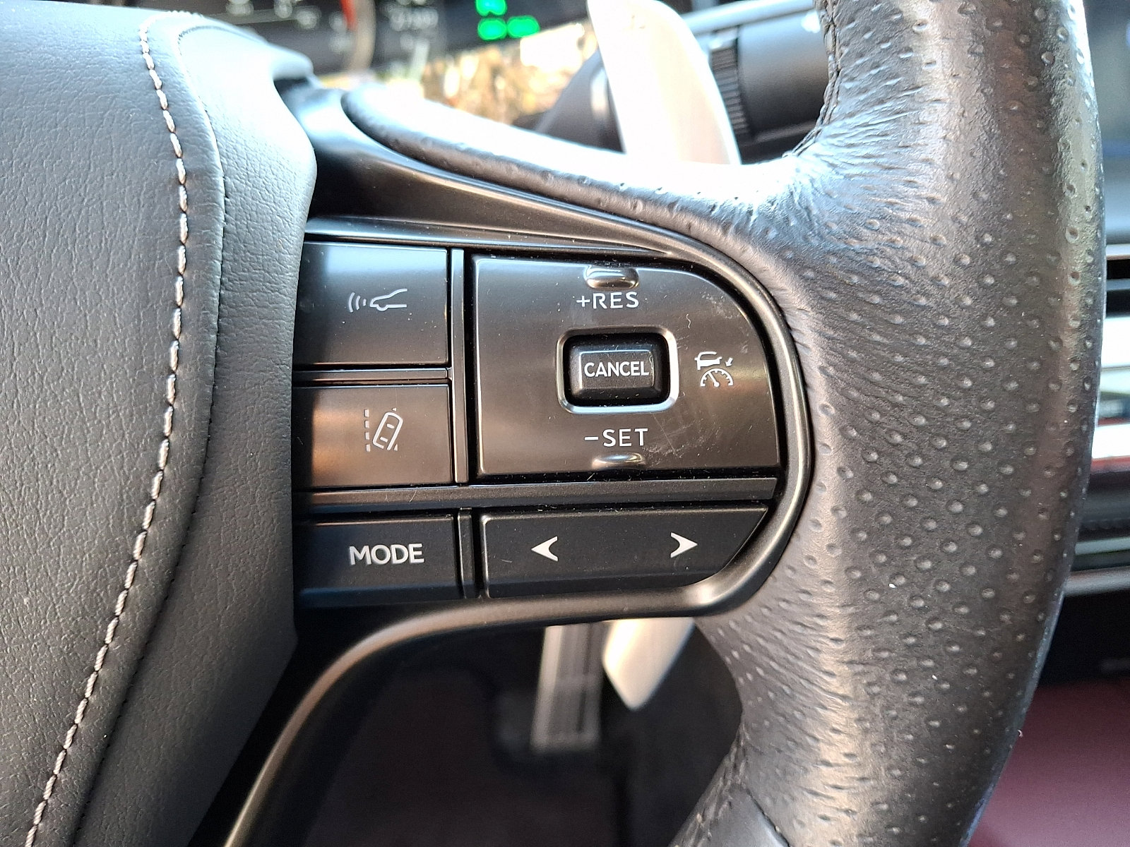 Certified 2023 Lexus LC 500 Coupe w/ Performance Package image 22