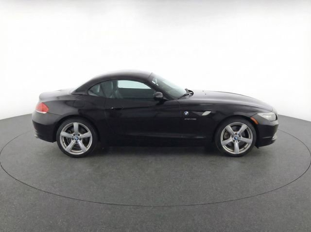 Used 2011 BMW Z4 sDrive30i image 3