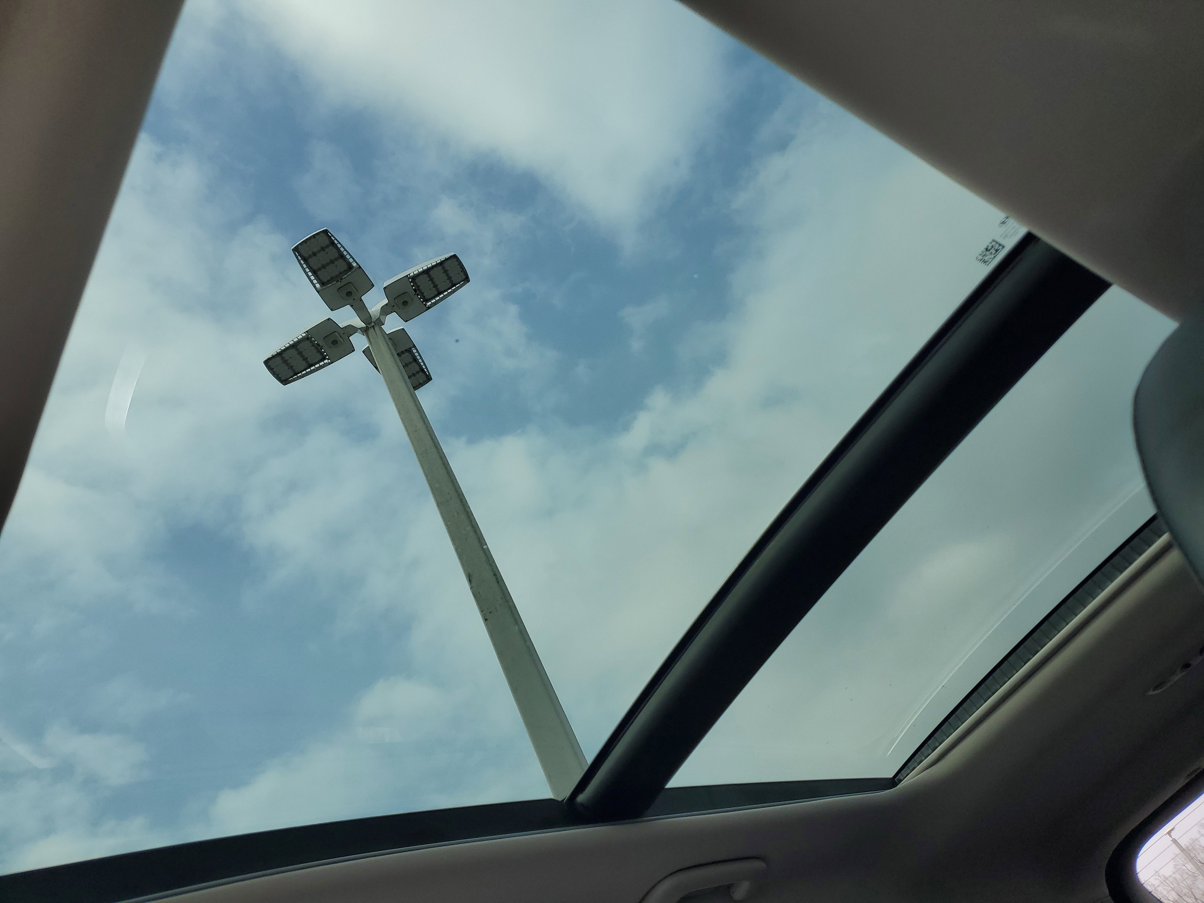 Used 2022 Hyundai Tucson Limited w/ Cargo Package image 34