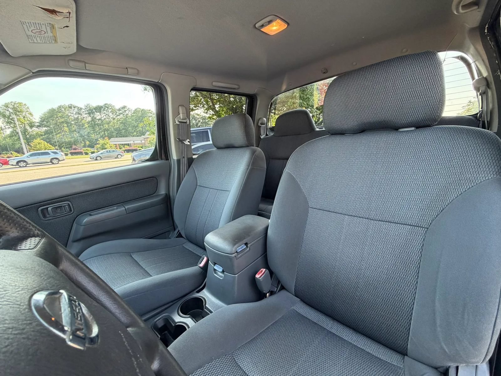 Used 2003 Nissan Frontier XE AWD/4WD image 10