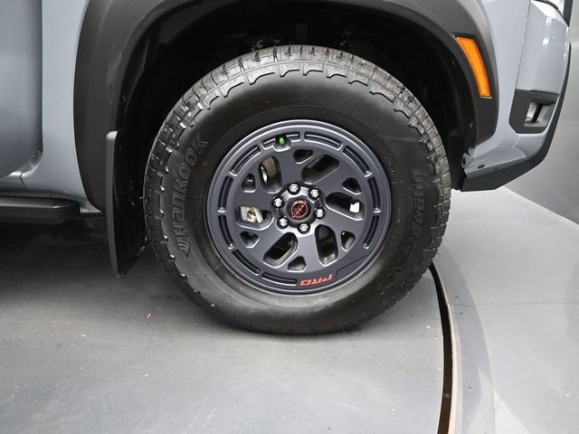 Used 2025 Nissan Frontier PRO-4X image 19