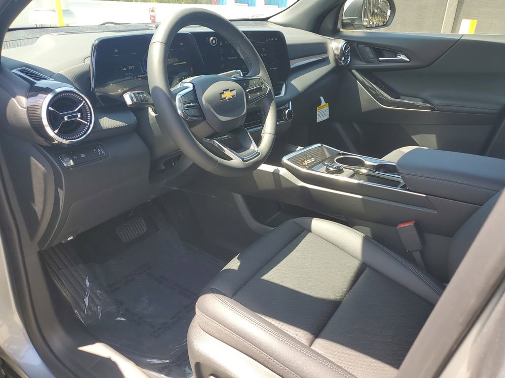 New 2026 Chevrolet Equinox LT w/ Convenience Package II FWD image 19