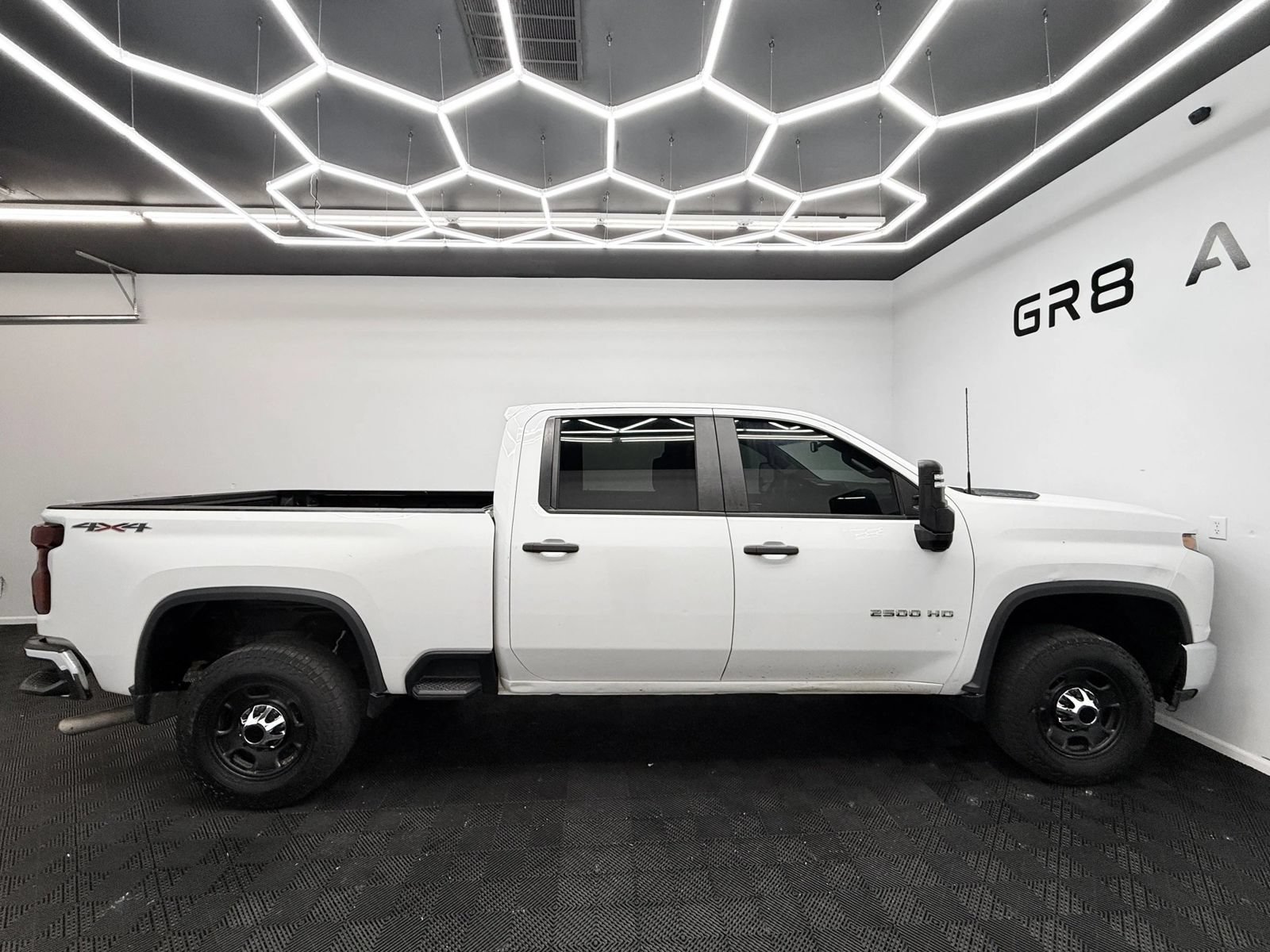 Used 2020 Chevrolet Silverado 2500 W/T w/ Gooseneck/5TH Wheel Package AWD/4WD image 9