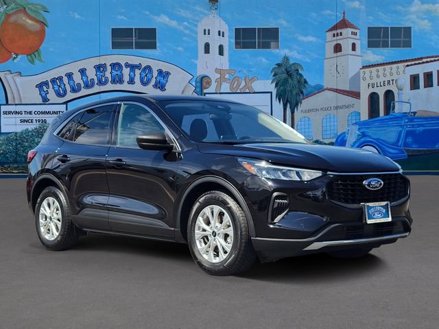 Certified 2024 Ford Escape Active FWD image 1