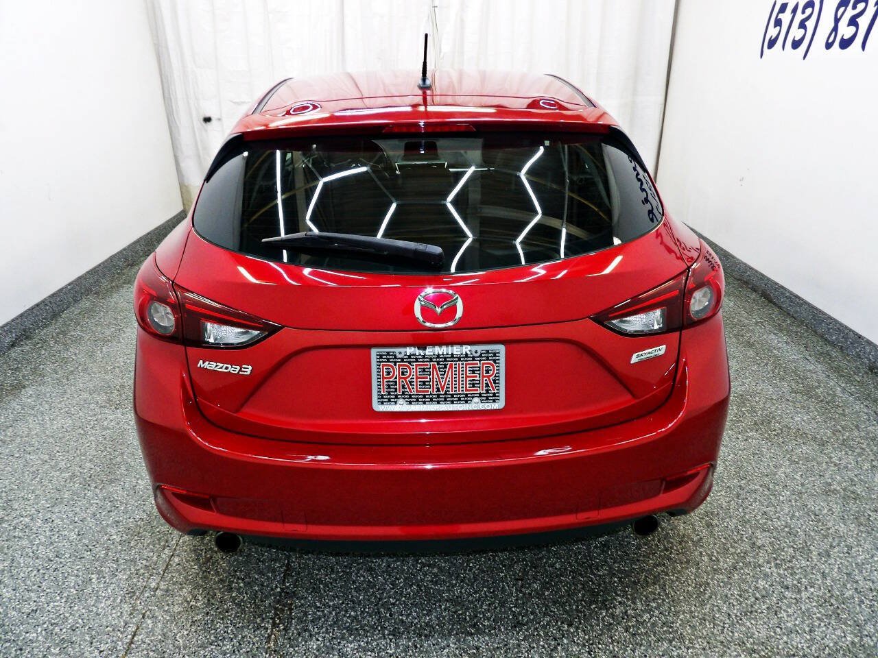 Used 2017 MAZDA MAZDA3 Touring FWD image 5