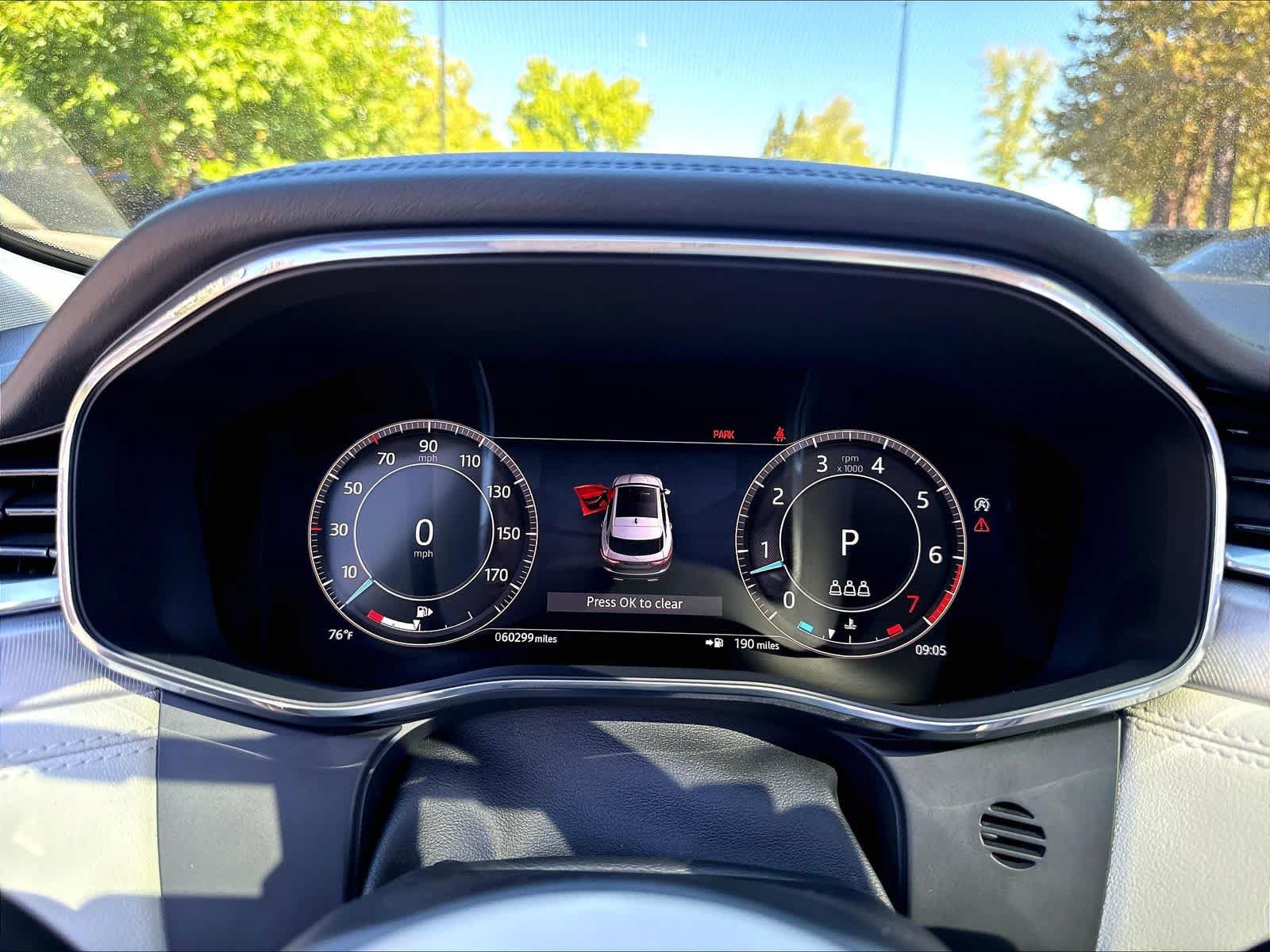 Used 2023 Jaguar F-PACE S AWD/4WD image 23