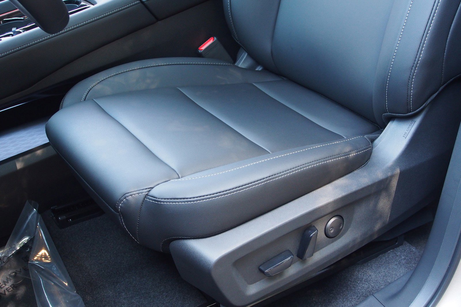 Used 2025 Nissan Murano SL w/ Cargo Package image 16