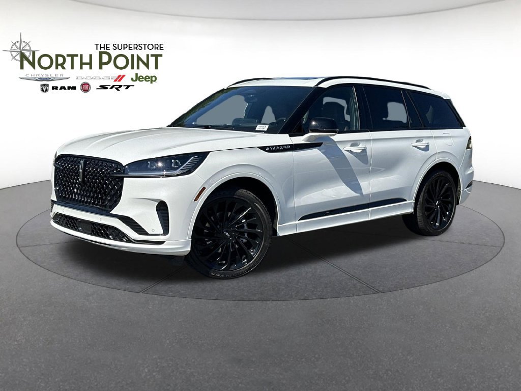 Used 2026 Lincoln Aviator Reserve AWD/4WD image 1