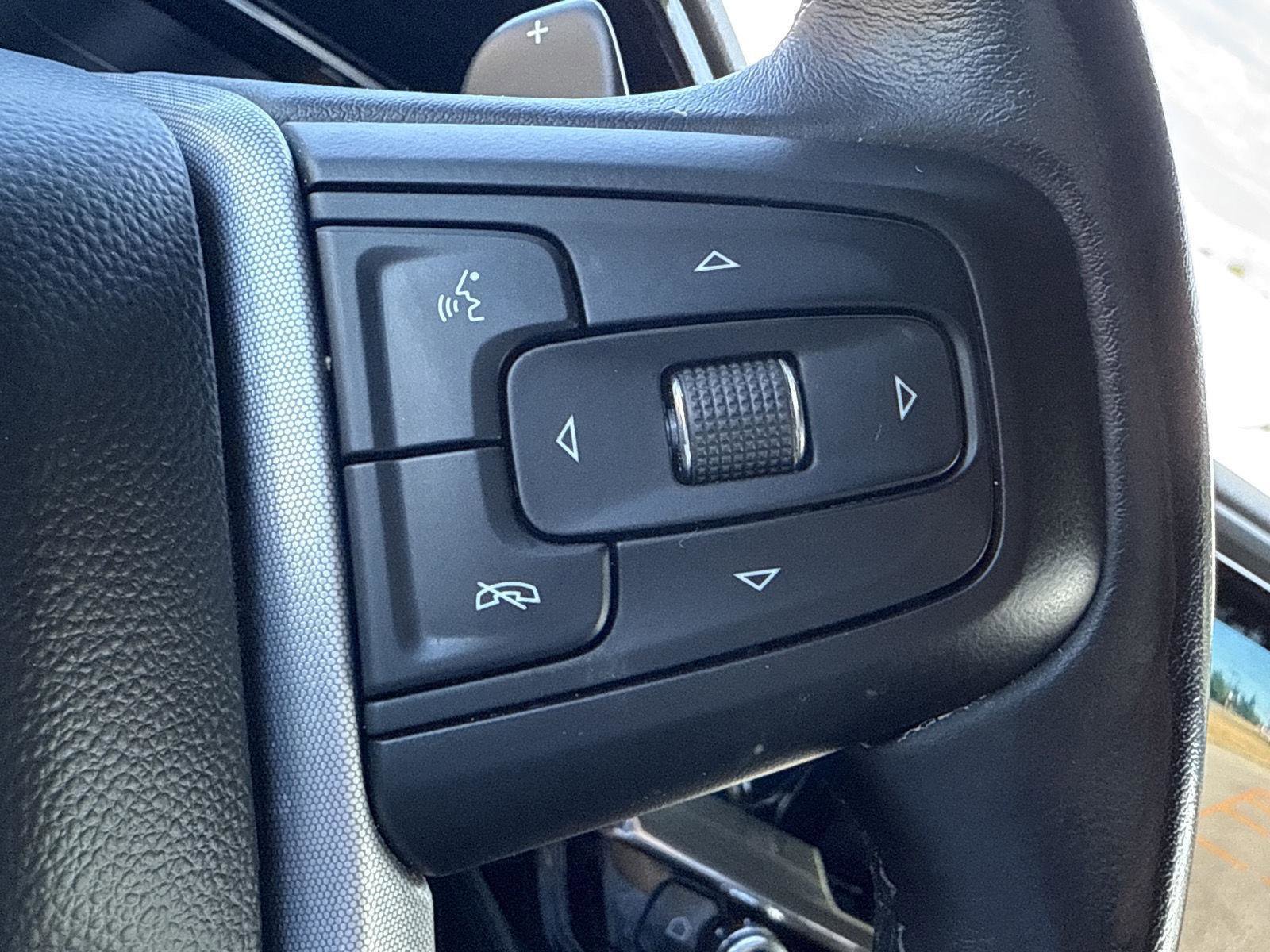 Used 2022 GMC Sierra 1500 SLT w/ SLT Premium Package image 23