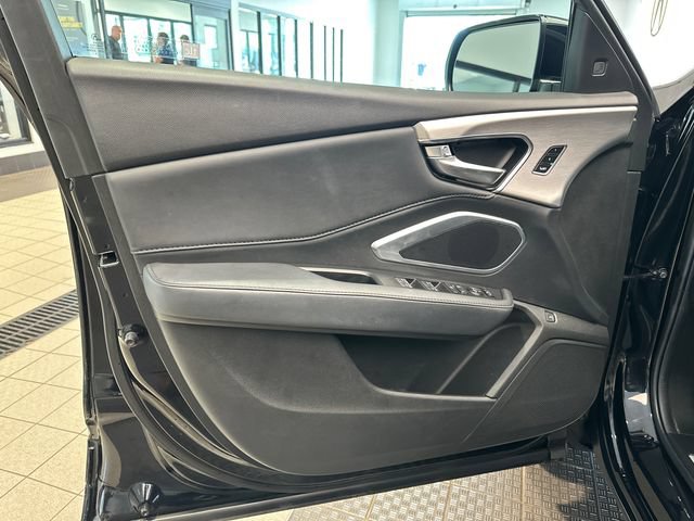 Used 2024 Acura RDX SH-AWD image 11