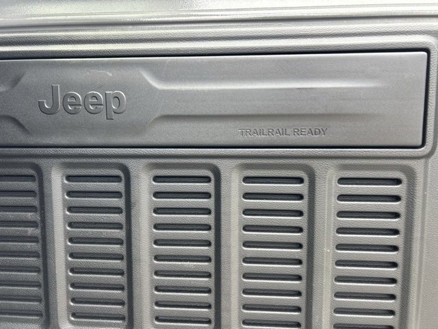 Used 2020 Jeep Wrangler Unlimited Sport image 35