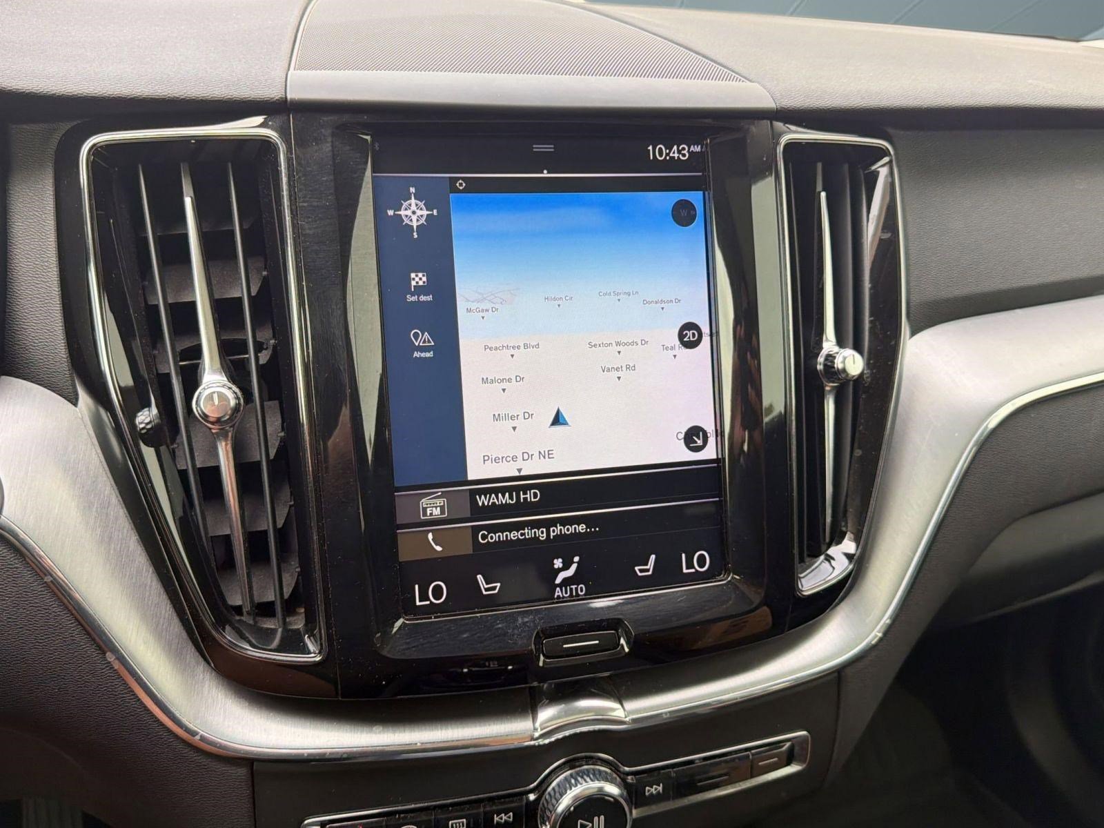 Used 2019 Volvo XC60 T5 Momentum w/ Premium Package image 22