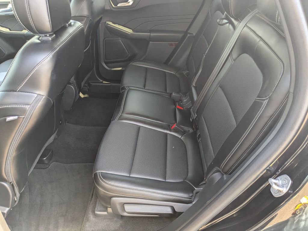 Used 2025 Ford Escape Platinum image 19