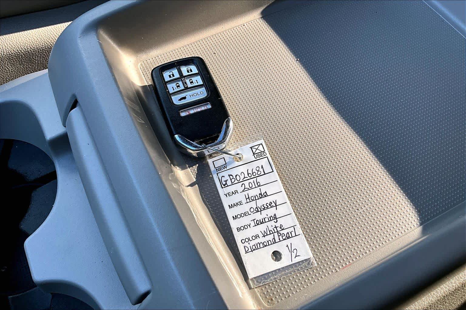 Used 2016 Honda Odyssey Touring image 15