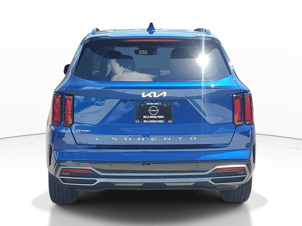 Used 2022 Kia Sorento S FWD image 5