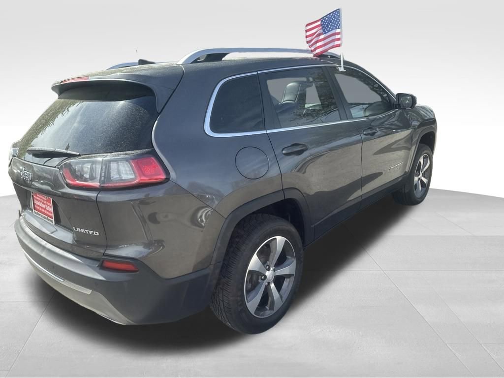 Used 2019 Jeep Cherokee Limited image 25