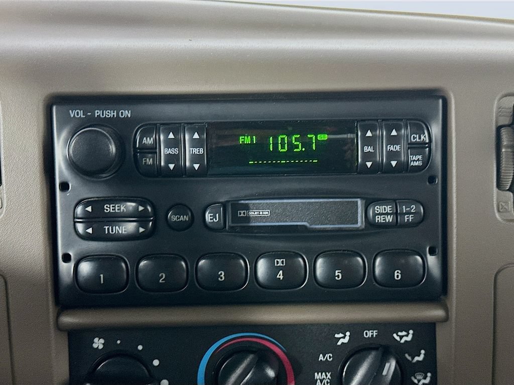 Used 2000 Ford F350 Lariat AWD/4WD image 17