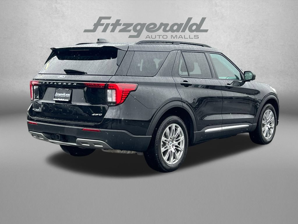 Used 2025 Ford Explorer Active w/ Active Comfort Package AWD/4WD image 8