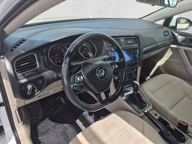 Used 2019 Volkswagen Golf SE FWD image 14