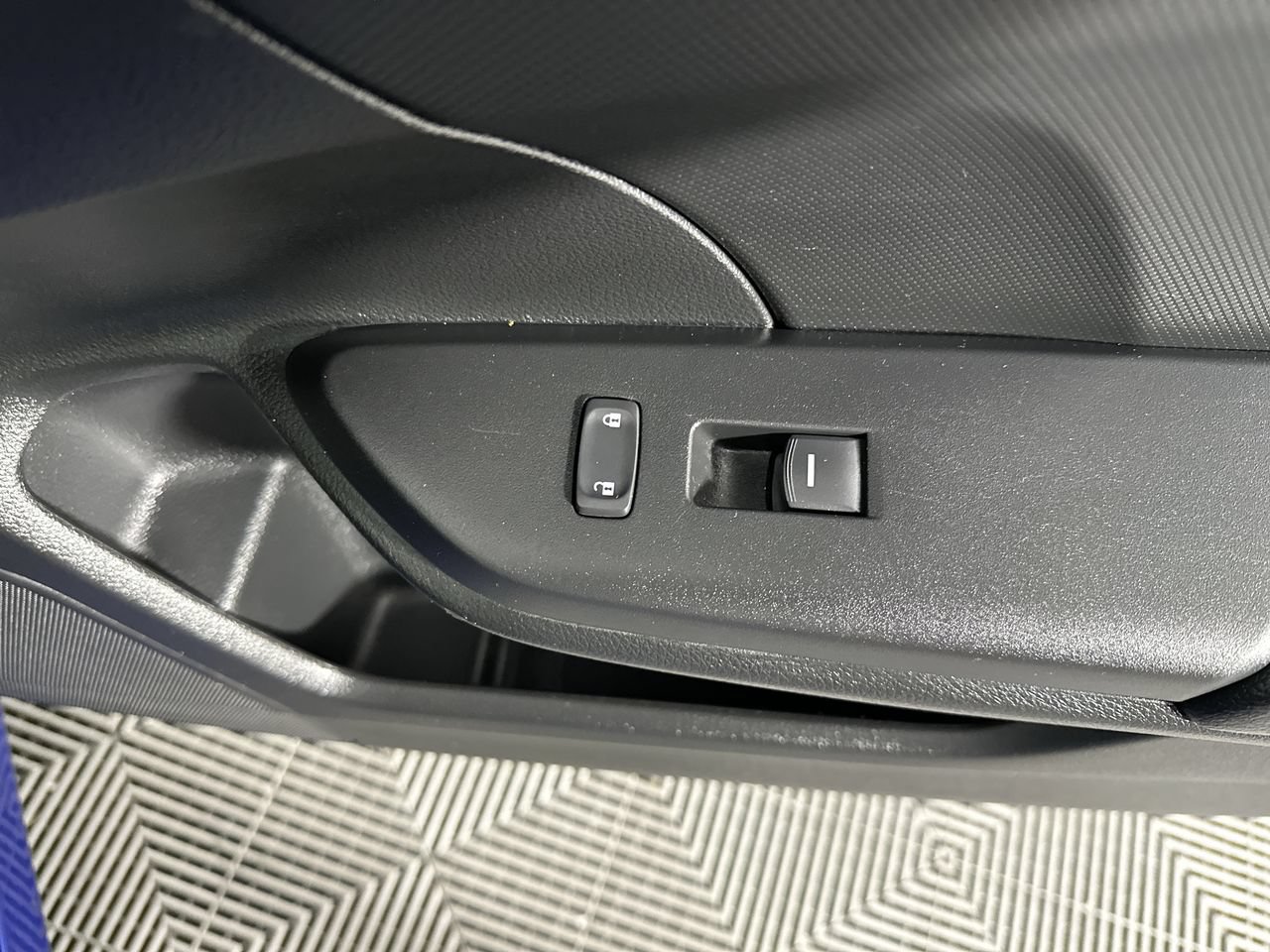Used 2020 Honda Civic Sport image 13