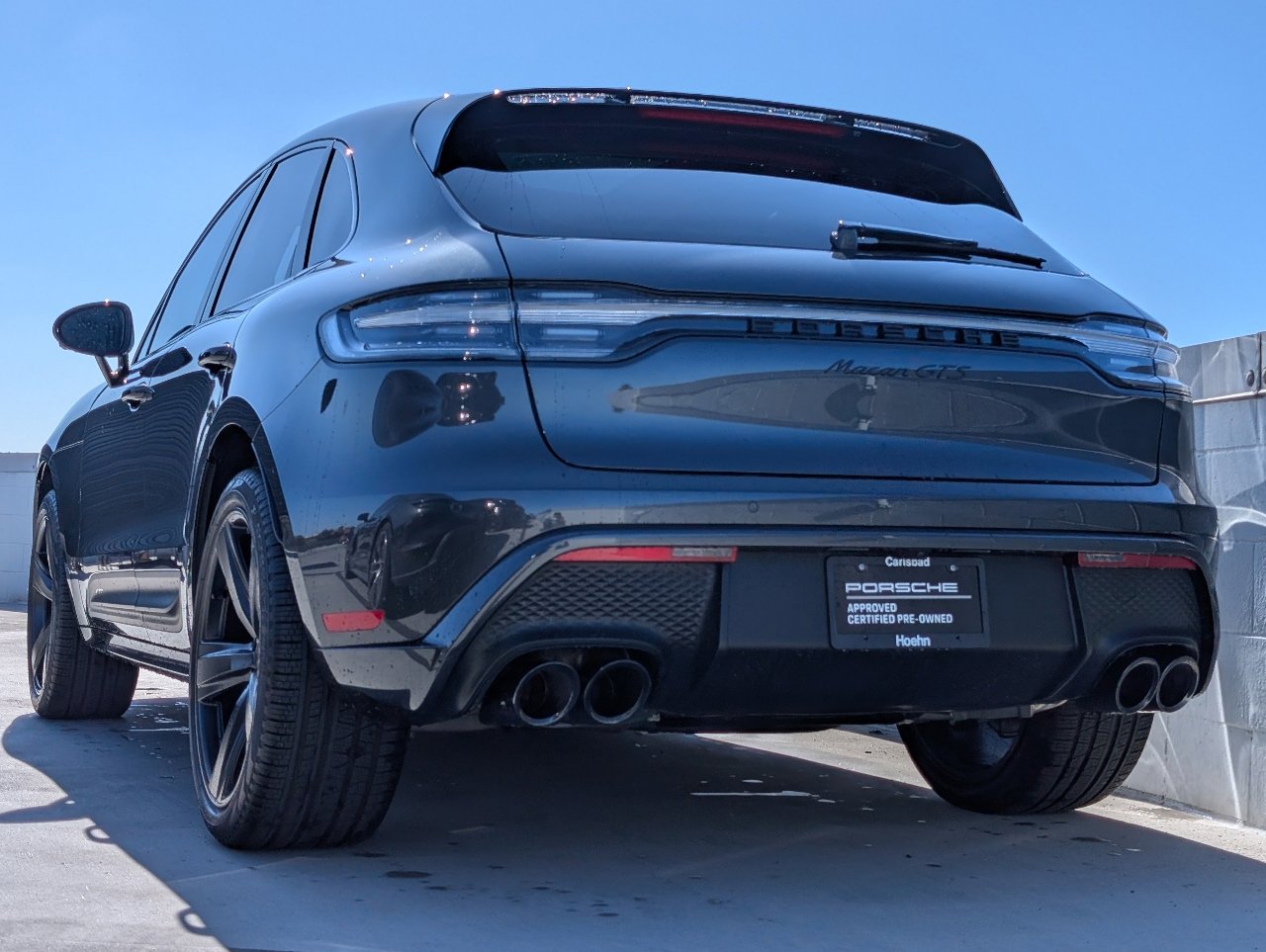Certified 2024 Porsche Macan GTS image 3