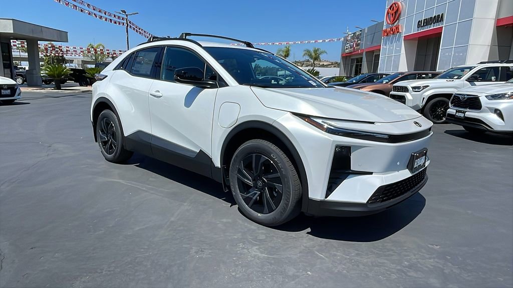 New 2026 Toyota C-HR AWD/4WD image 33