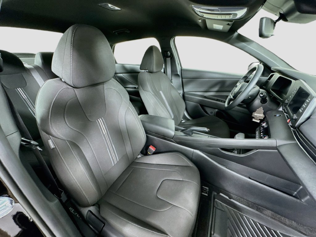 Certified 2026 Hyundai Elantra Sport FWD image 27