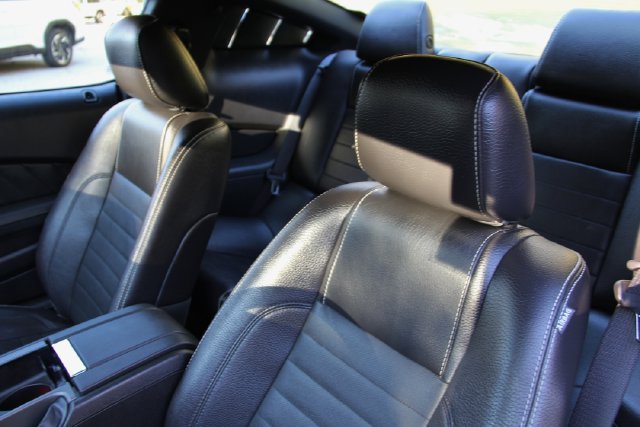 Used 2011 Ford Mustang GT Premium w/ Security Pkg RWD image 18