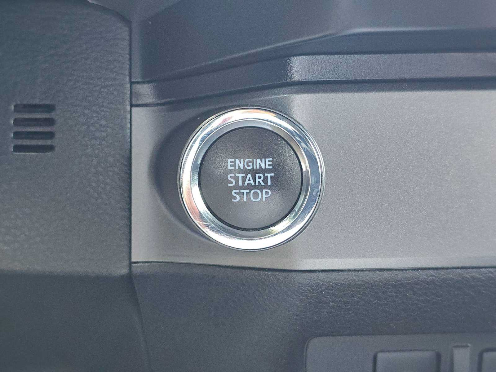 Used 2020 Toyota Tacoma TRD Sport w/ Technology Package RWD image 33