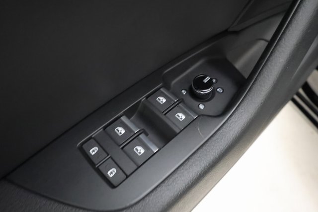 Used 2023 Audi A6 2.0T Premium image 8