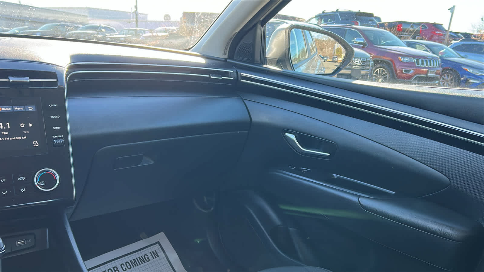 Used 2023 Hyundai Tucson SE image 21