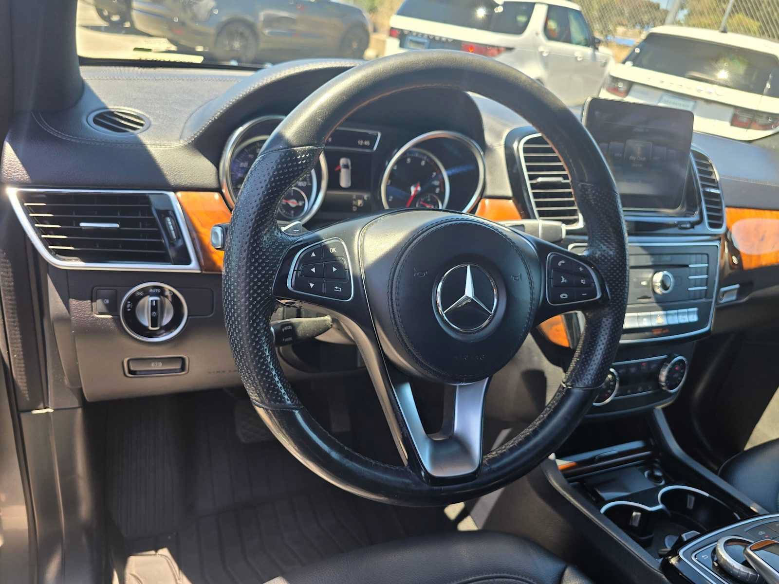 Used 2019 Mercedes-Benz GLS 450 4MATIC image 27