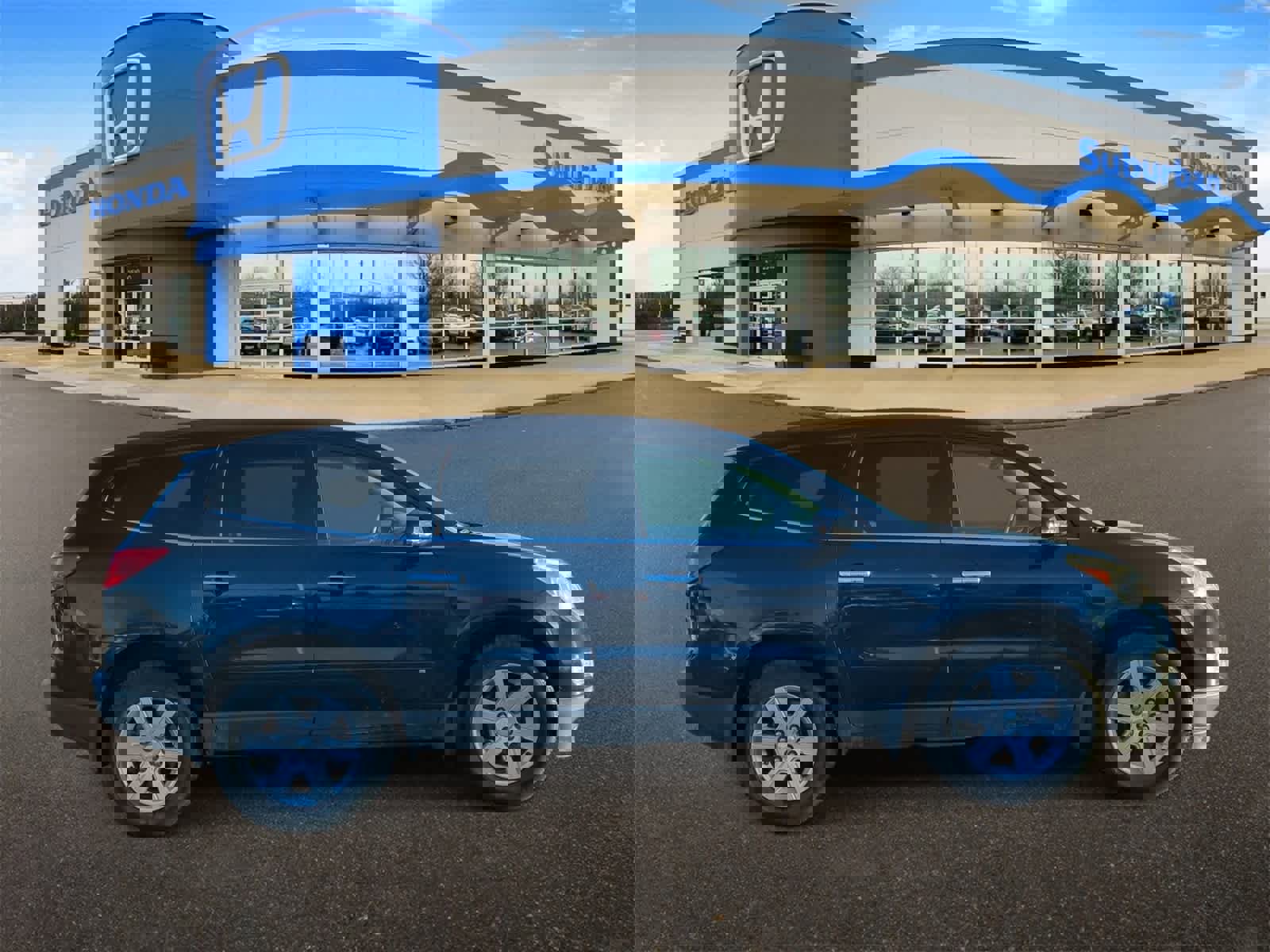 Used 2010 Chevrolet Traverse LT w/ Personal Connectivity Package image 9