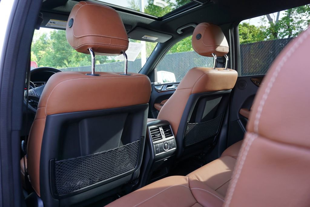 Used 2017 Mercedes-Benz GLS 450 4MATIC image 15