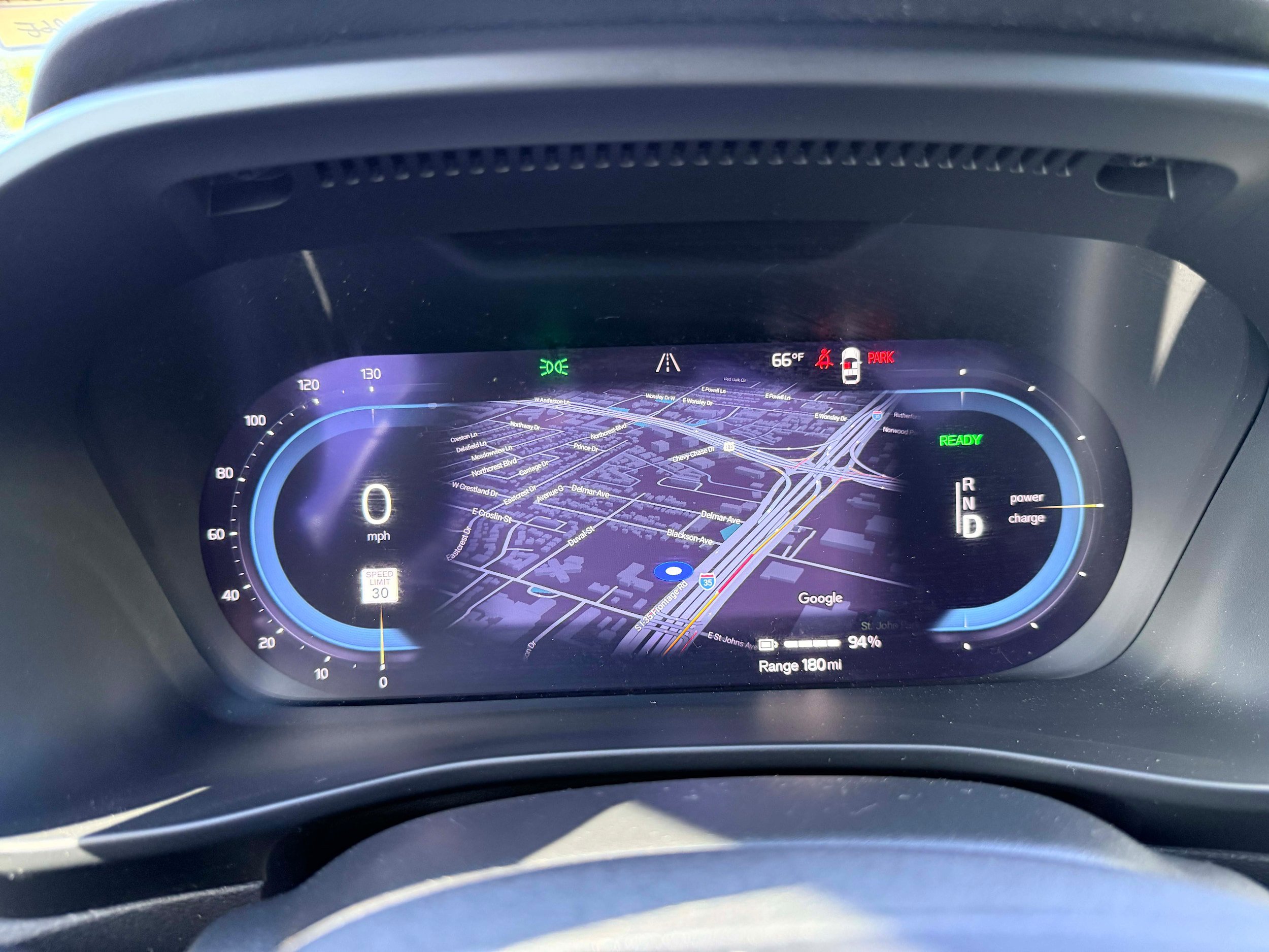 Certified 2023 Volvo XC40 Recharge Plus AWD/4WD image 18