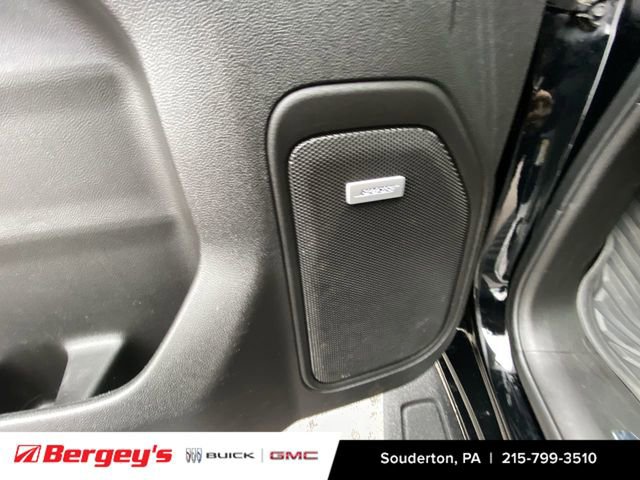 Used 2023 GMC Sierra 3500 AT4 w/ AT4 Premium Plus Package image 27