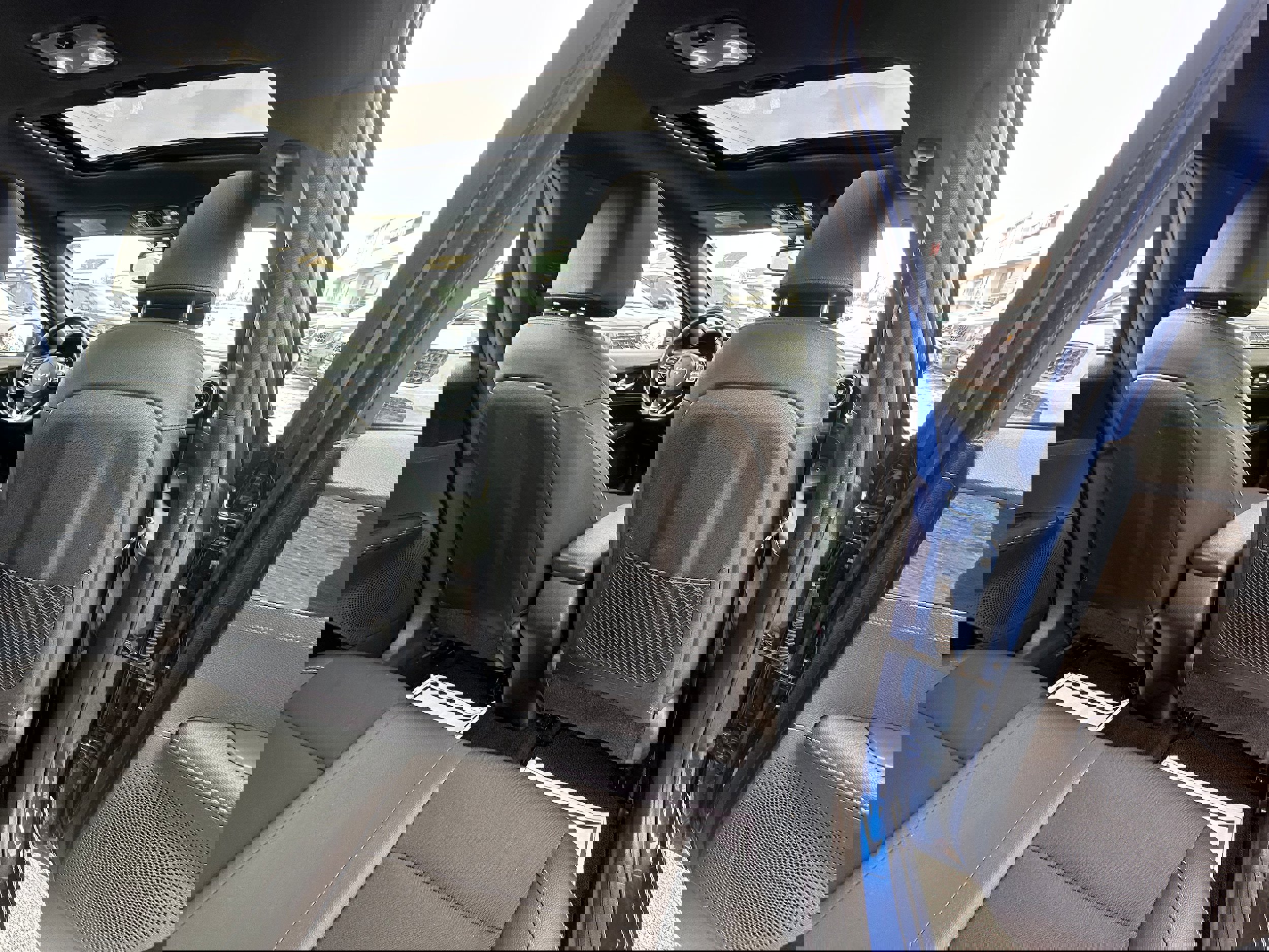 Used 2024 Kia Forte GT-Line w/ GT-Line Premium Package image 16