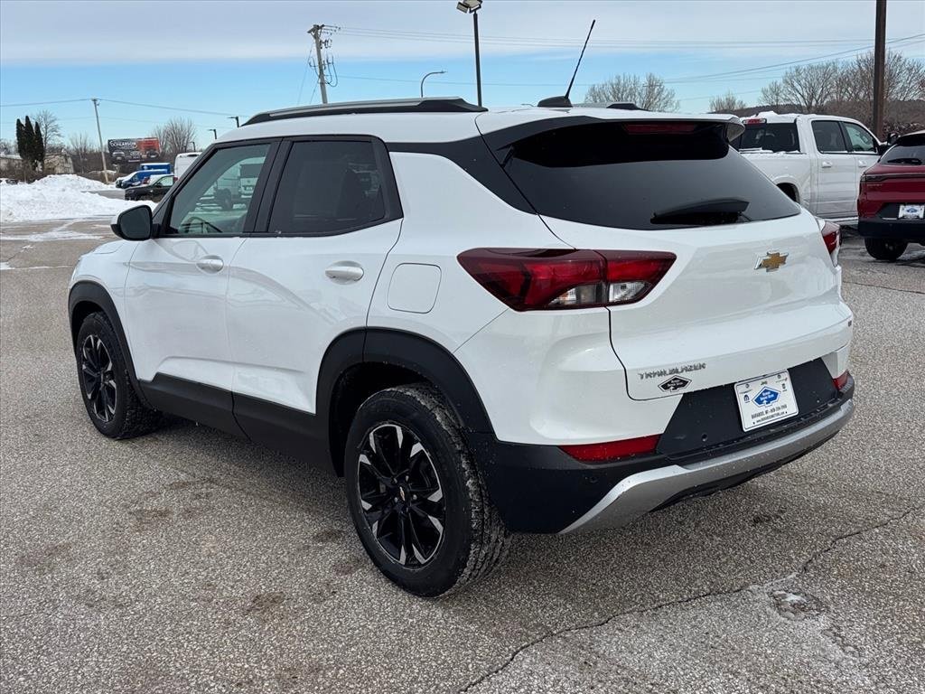 Used 2021 Chevrolet TrailBlazer LT w/ Convenience Package image 3