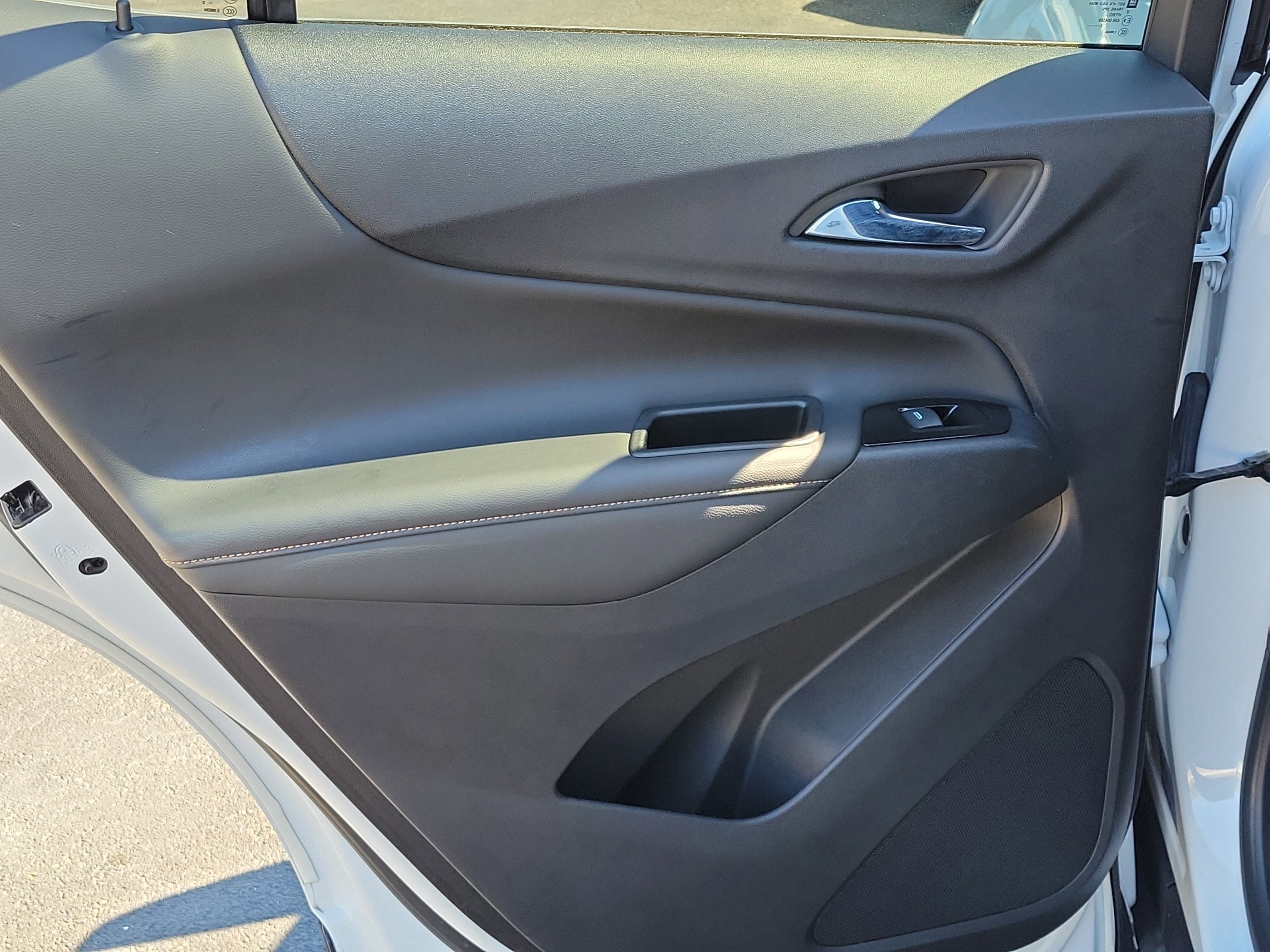 Used 2022 Chevrolet Equinox Premier image 14