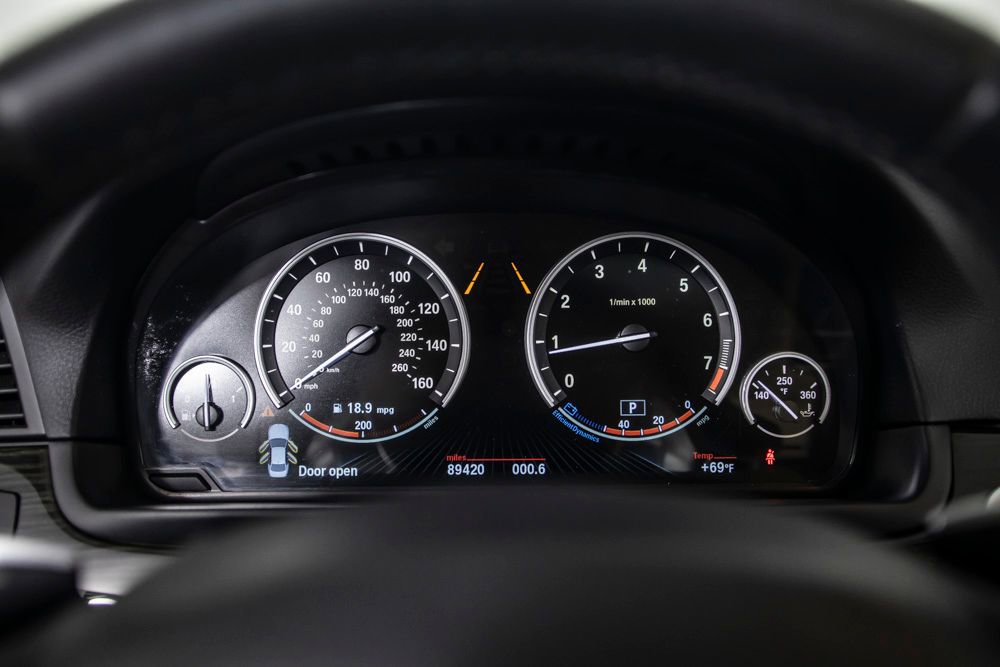 Used 2014 BMW 550i Sedan RWD image 29