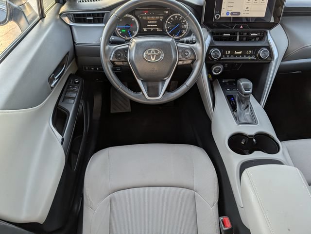 Certified 2023 Toyota Venza LE AWD/4WD image 12