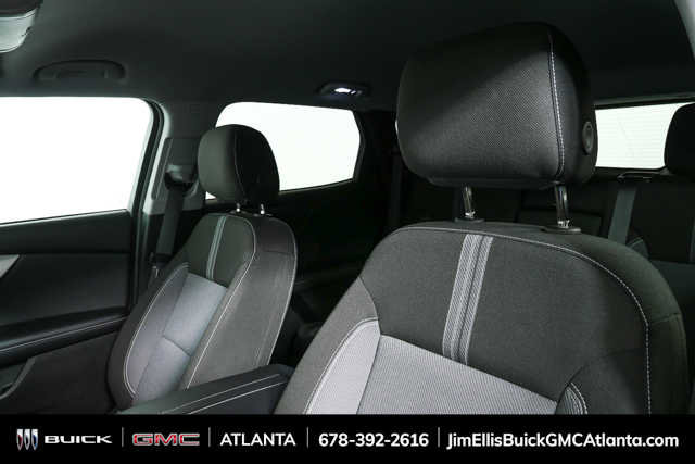 Used 2025 Chevrolet Blazer LT image 5