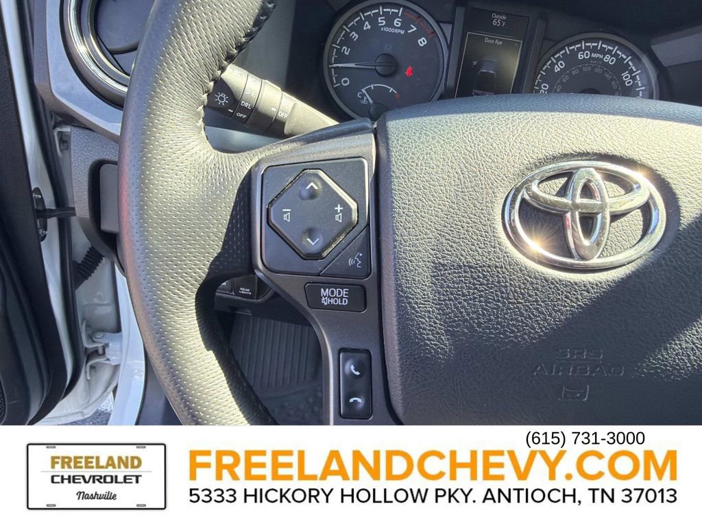 Used 2017 Toyota Tacoma TRD Sport w/ Tow Package (A/T) image 28