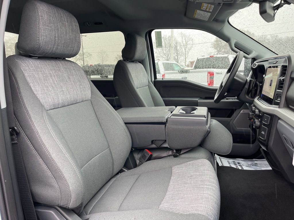 New 2026 Ford F250 XLT w/ XLT Premium Package image 15