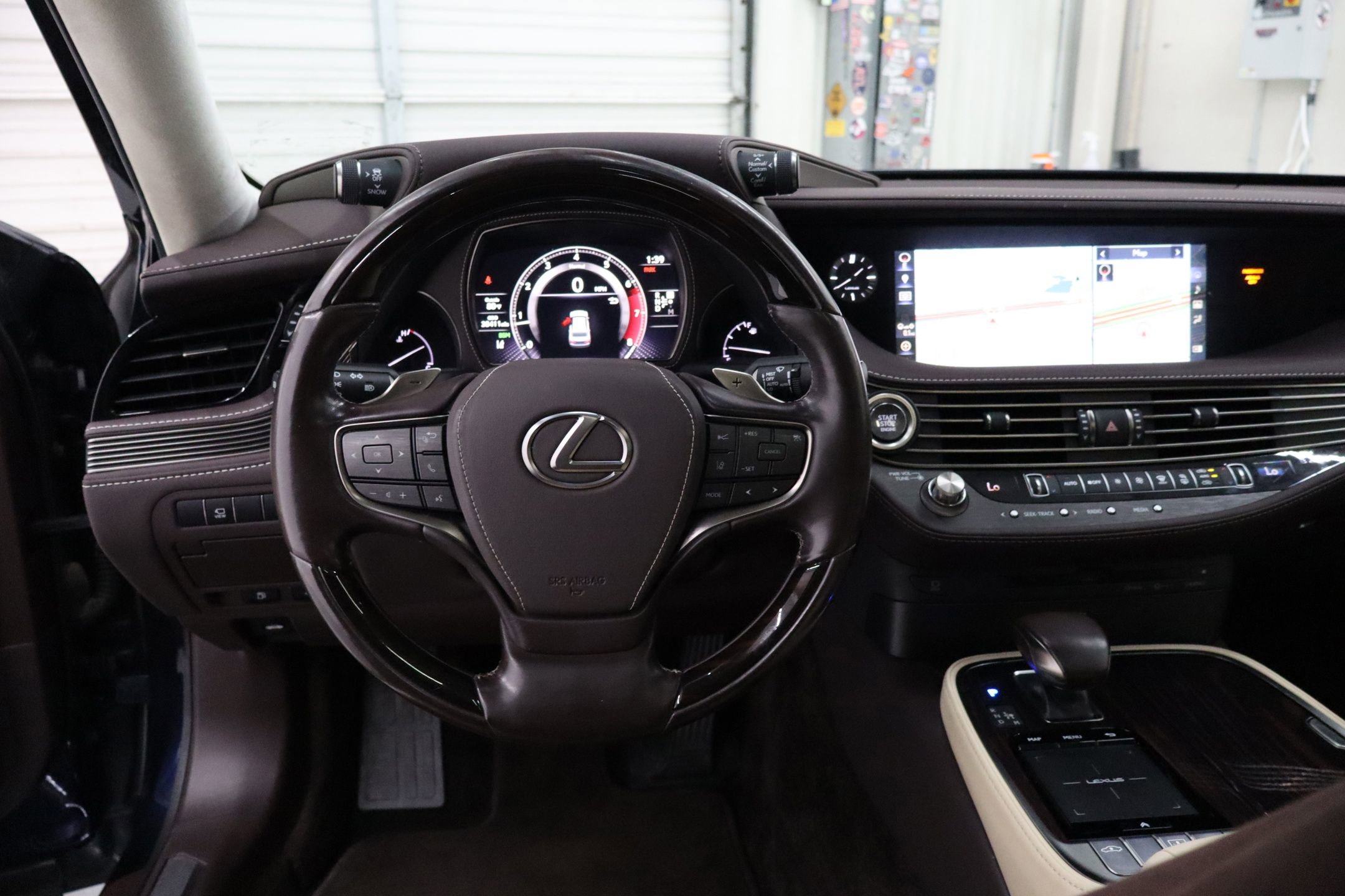 Used 2020 Lexus LS 500 w/ Interior Upgrade Package image 25